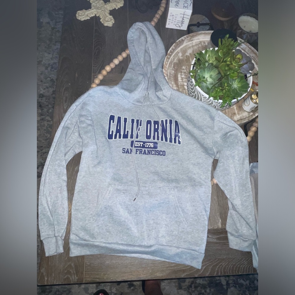 SHEIN sweater hoodie in Gray, size S, San Francisco CA image